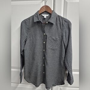 Old Navy Women's small Black and White Plaid Shirt